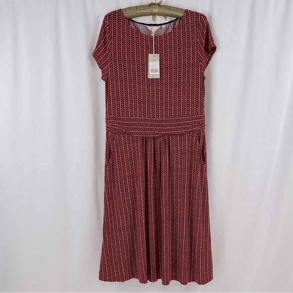 Boden NWT Cherry Red Chevron Twist Amelie
Jersey A-Line short sleeve Dress 10 - Picture 2 of 13